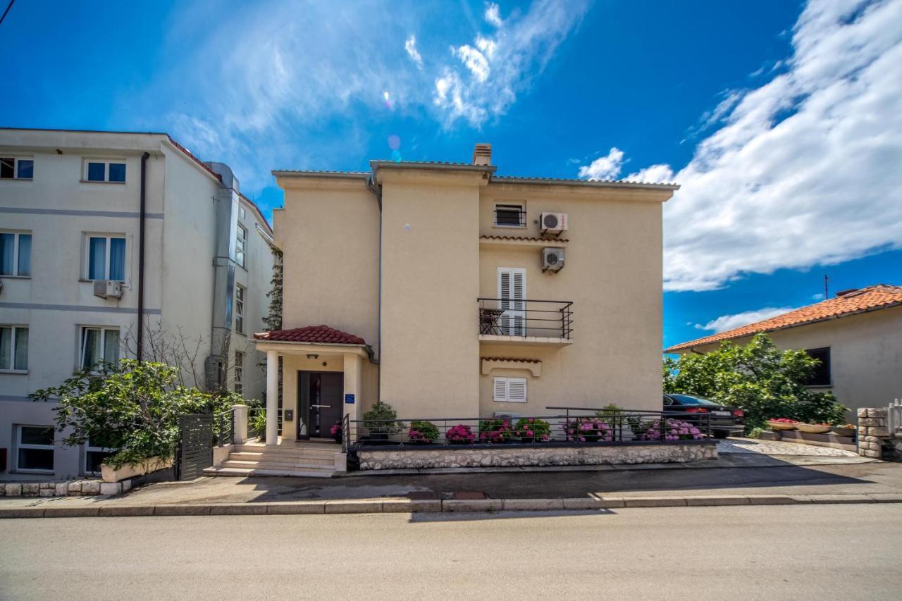 Apartments Sax Crikvenica Luaran gambar