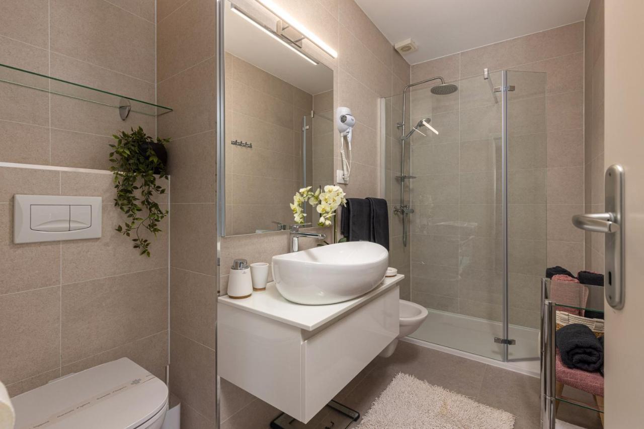 Apartments Sax Crikvenica Luaran gambar
