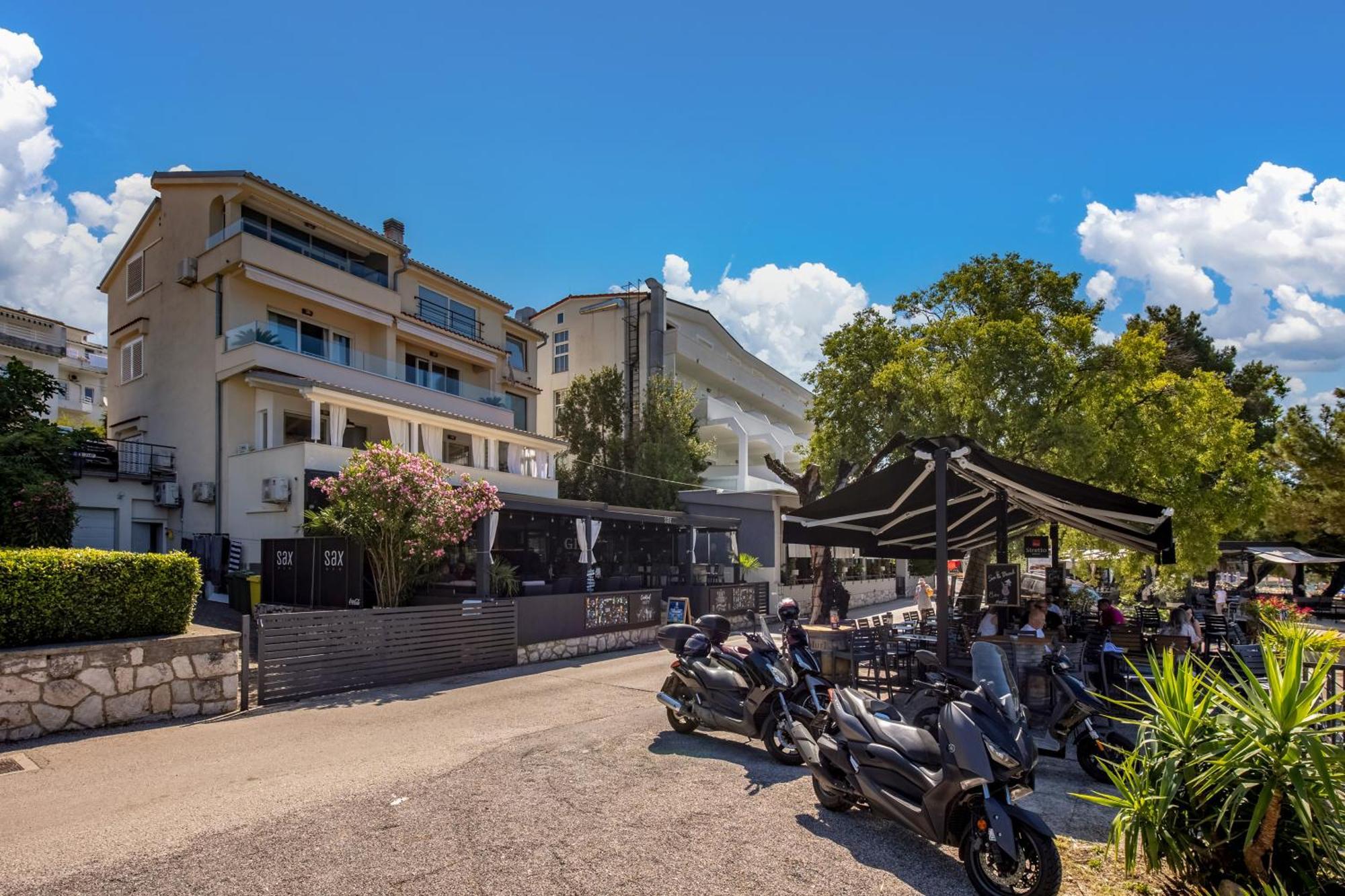 Apartments Sax Crikvenica Luaran gambar